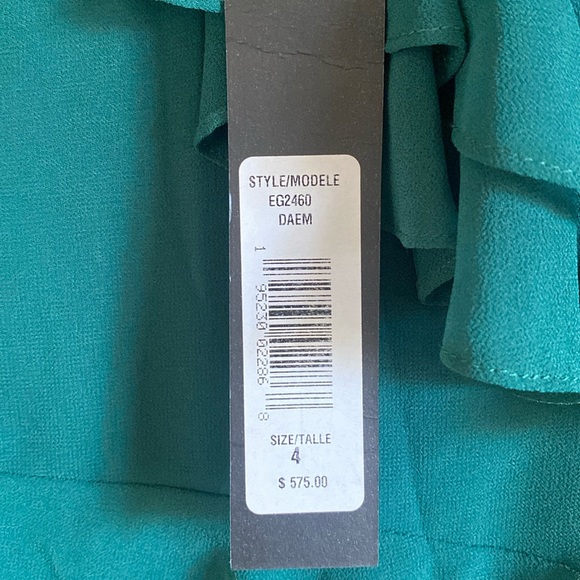 NWT Badgley Mischka V neck georgette flutter cascading ruffle gown, high low hem - Picture 4 of 9